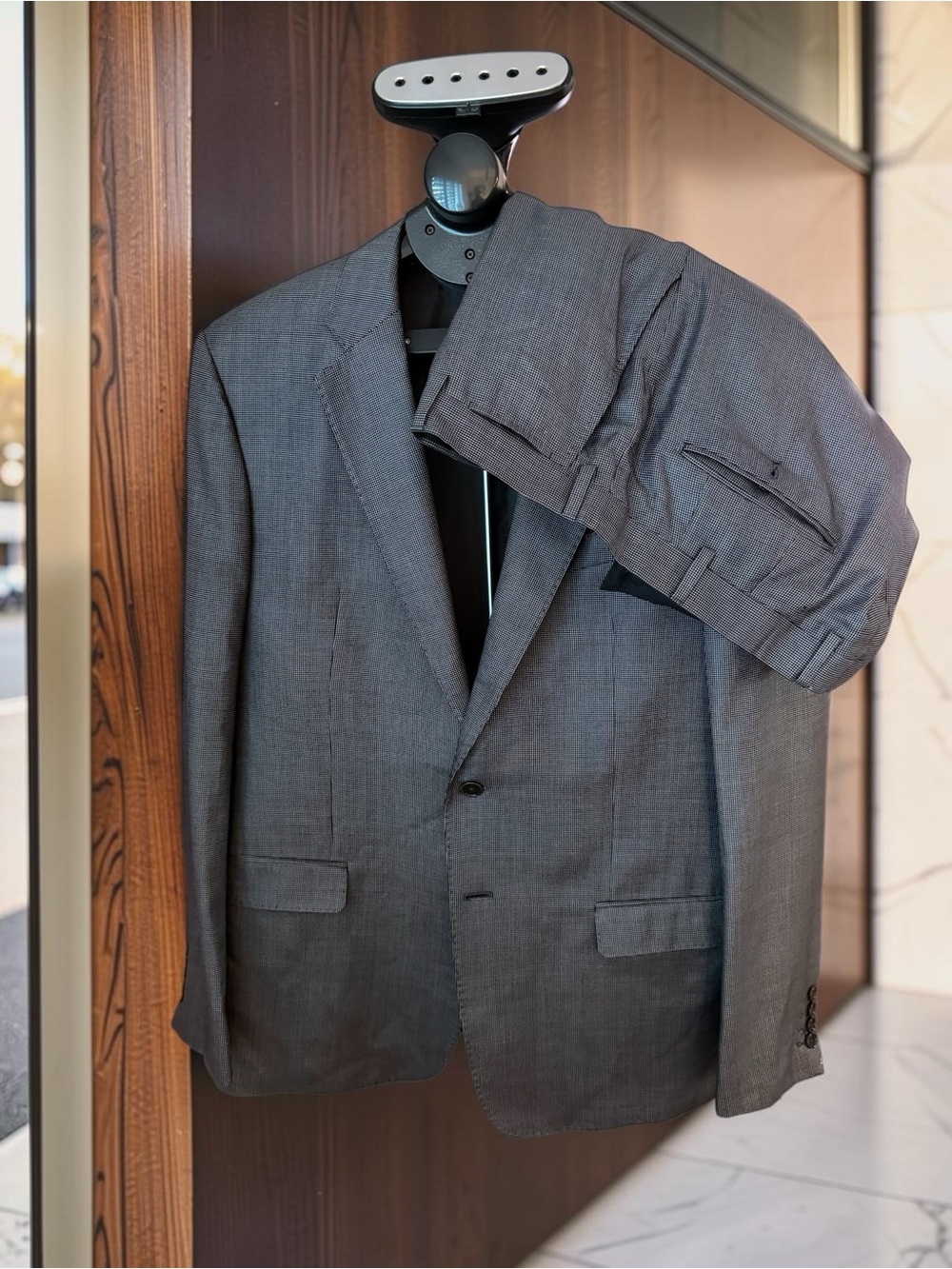 Armani Collezioni G Line Suit 44R Gray Micro Houndstooth Wool Made in Italy 2-Pc